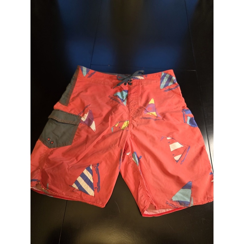 Vans‎ The Era Classic Board Shorts Men's 32 Coral Pink Sailboat Print Swim...